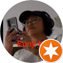 H Lee profile picture